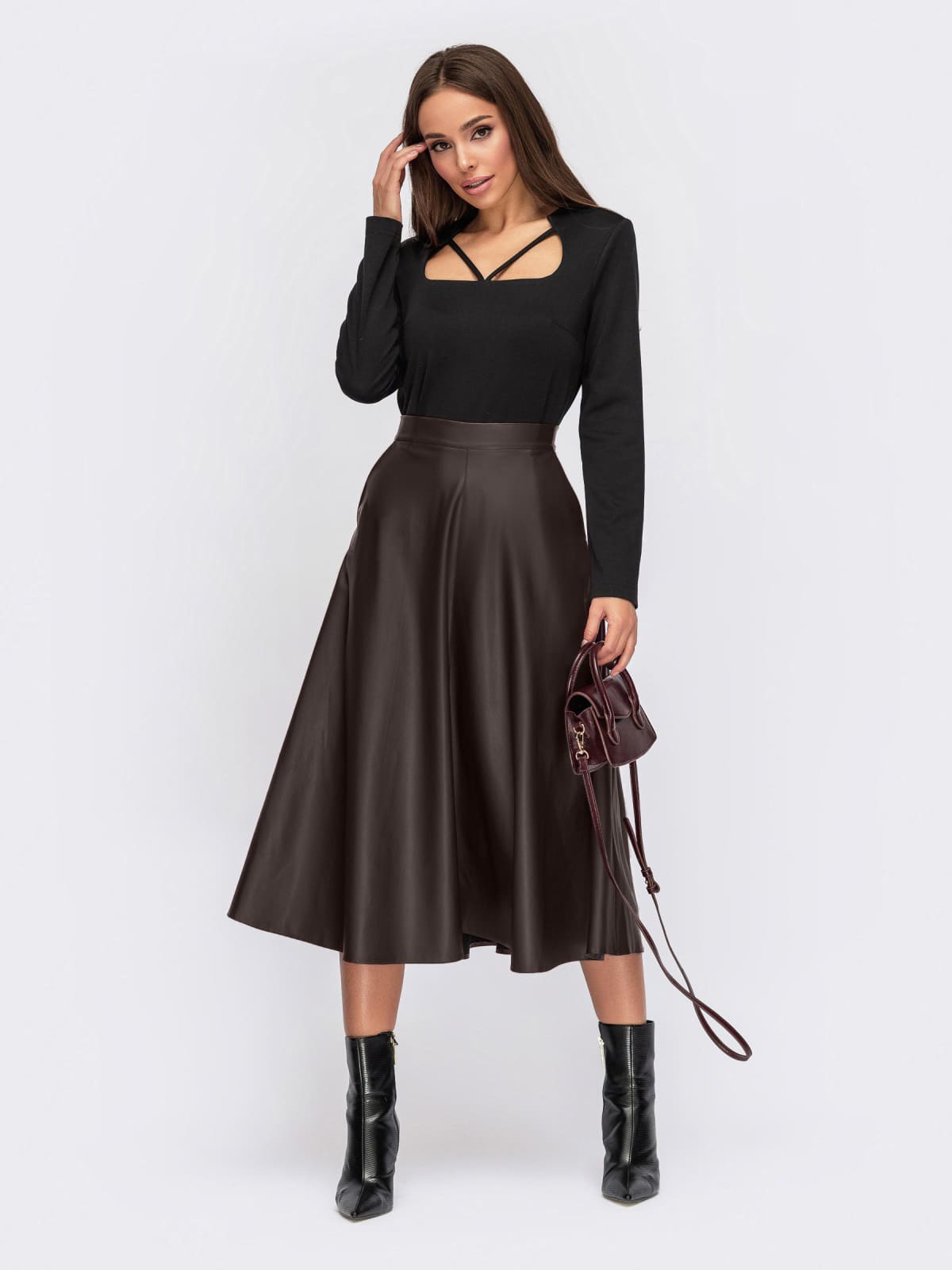 Розкльошена спідниця з екошкіри коричнева | 94537
