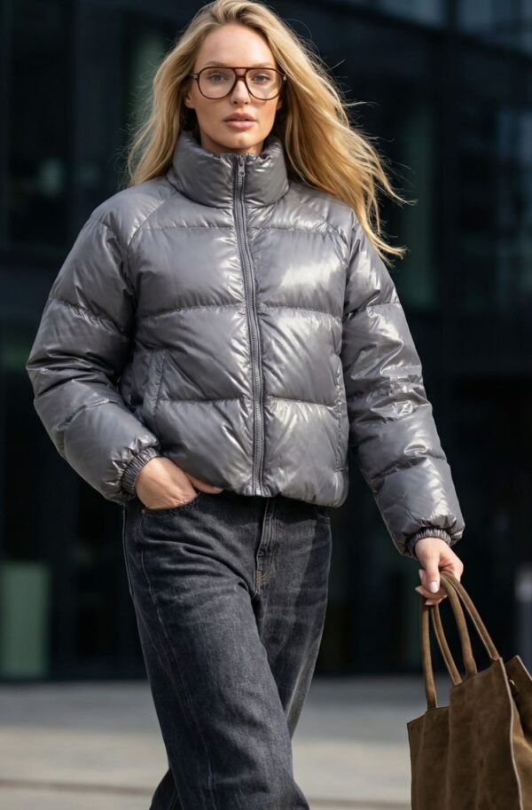 Демісезонна куртка з лакованої тканини сіра | 94770