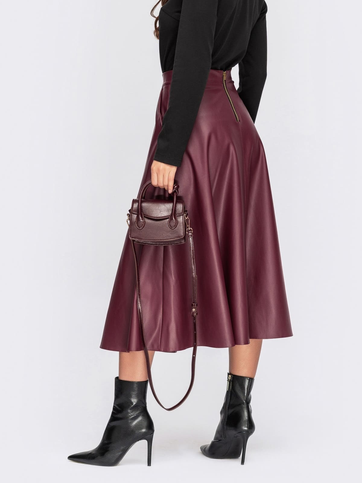 Розкльошена спідниця з екошкіри бордова | 94523