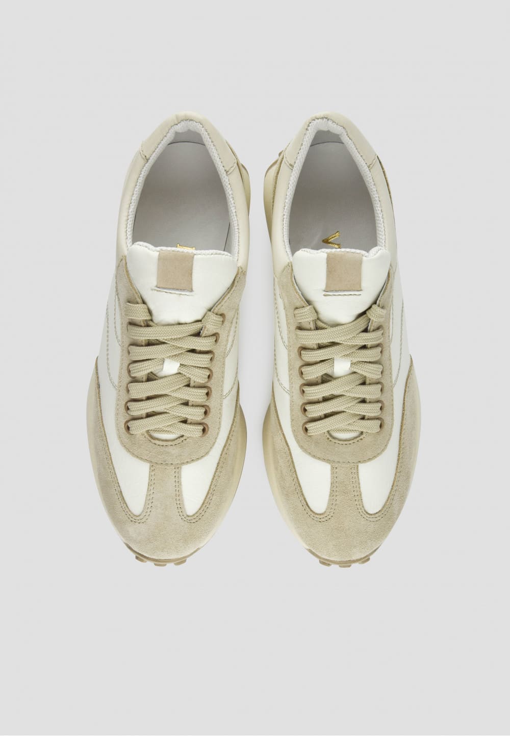 Жіночі кросівки бежеві зі вставками замші | 95011