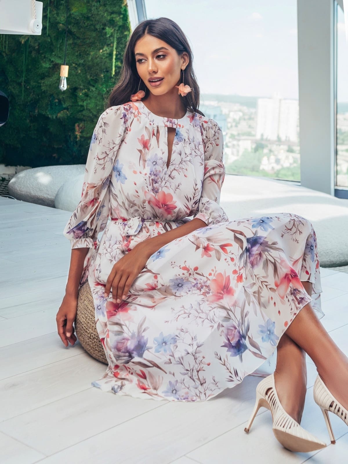 Біла шифонова розкльошена сукня в принт | 94987 Біла шифонова розкльошена сукня в принт | 94987