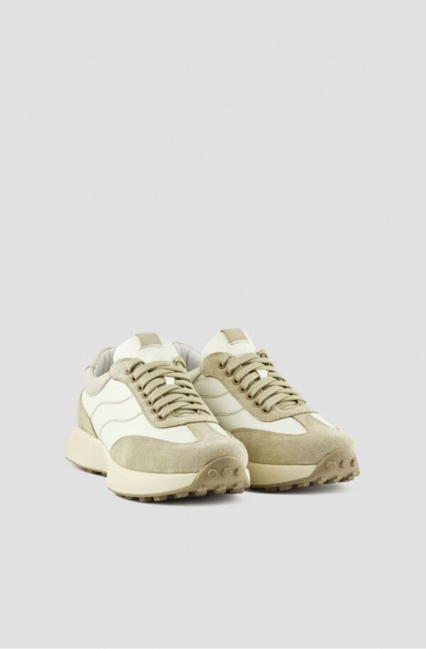 Жіночі кросівки бежеві зі вставками замші | 95011