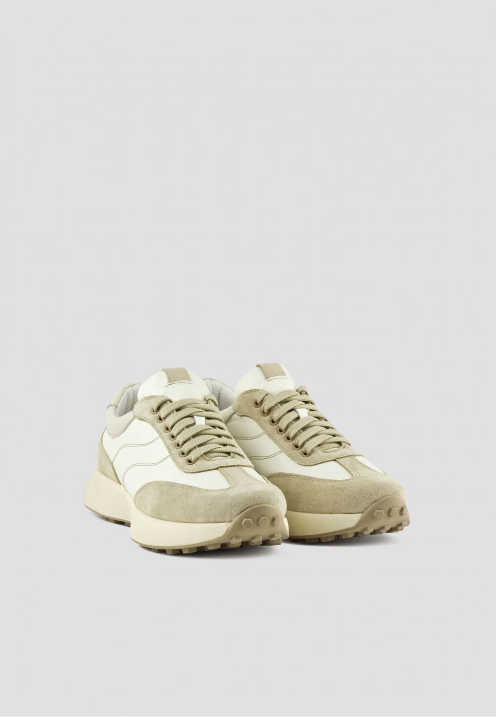 Жіночі кросівки бежеві зі вставками замші | 95011