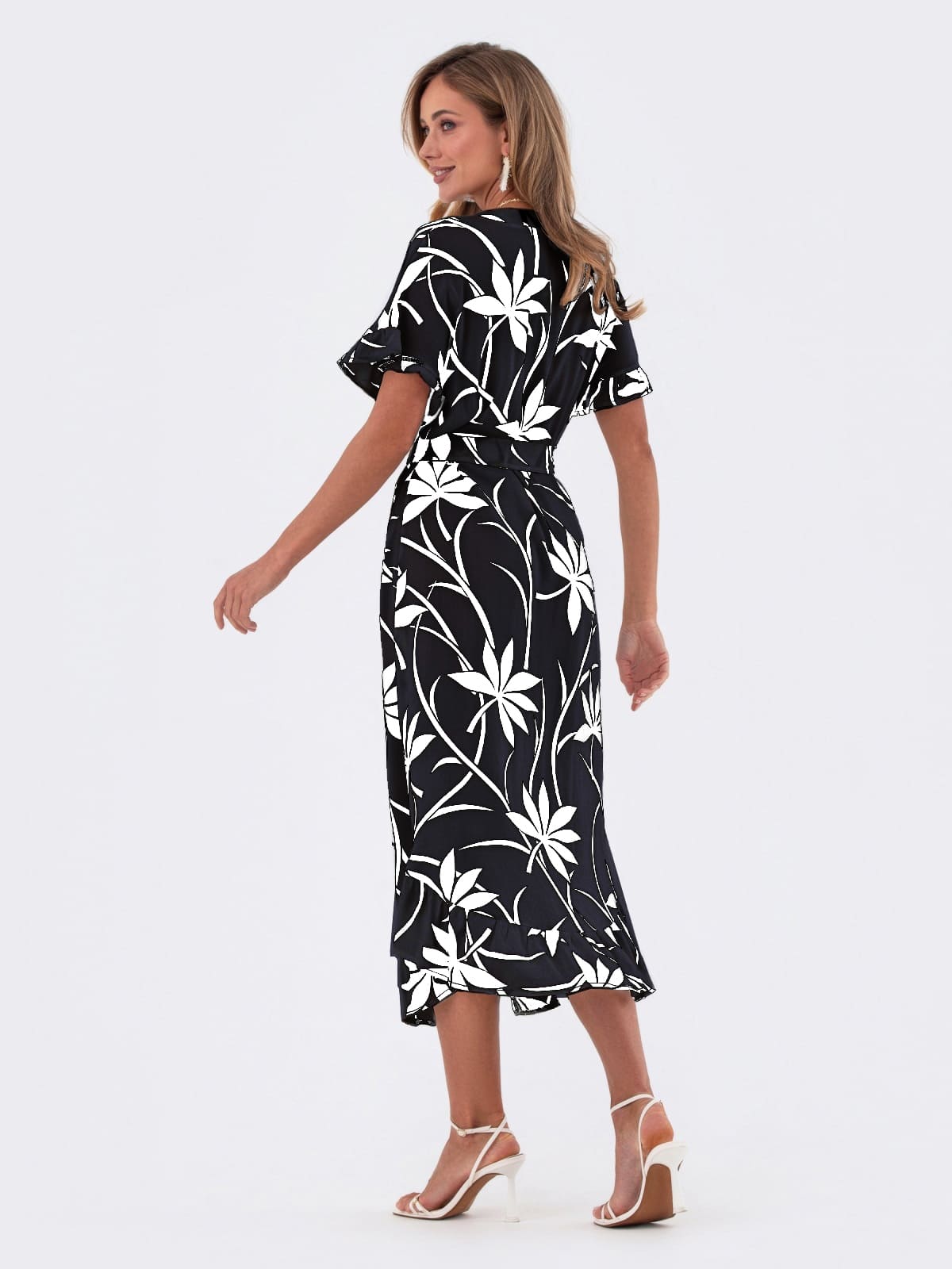 Сукня з легкого штапелю в квітковий принт чорна | 95230 Сукня з легкого штапелю в квітковий принт чорна | 95230