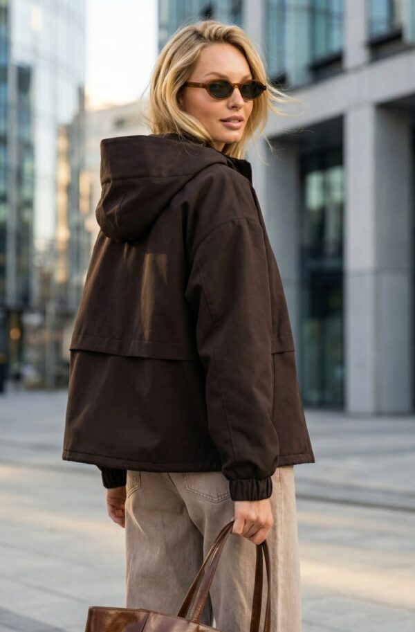 Вільна бавовняна демісезонна куртка коричнева | 95609