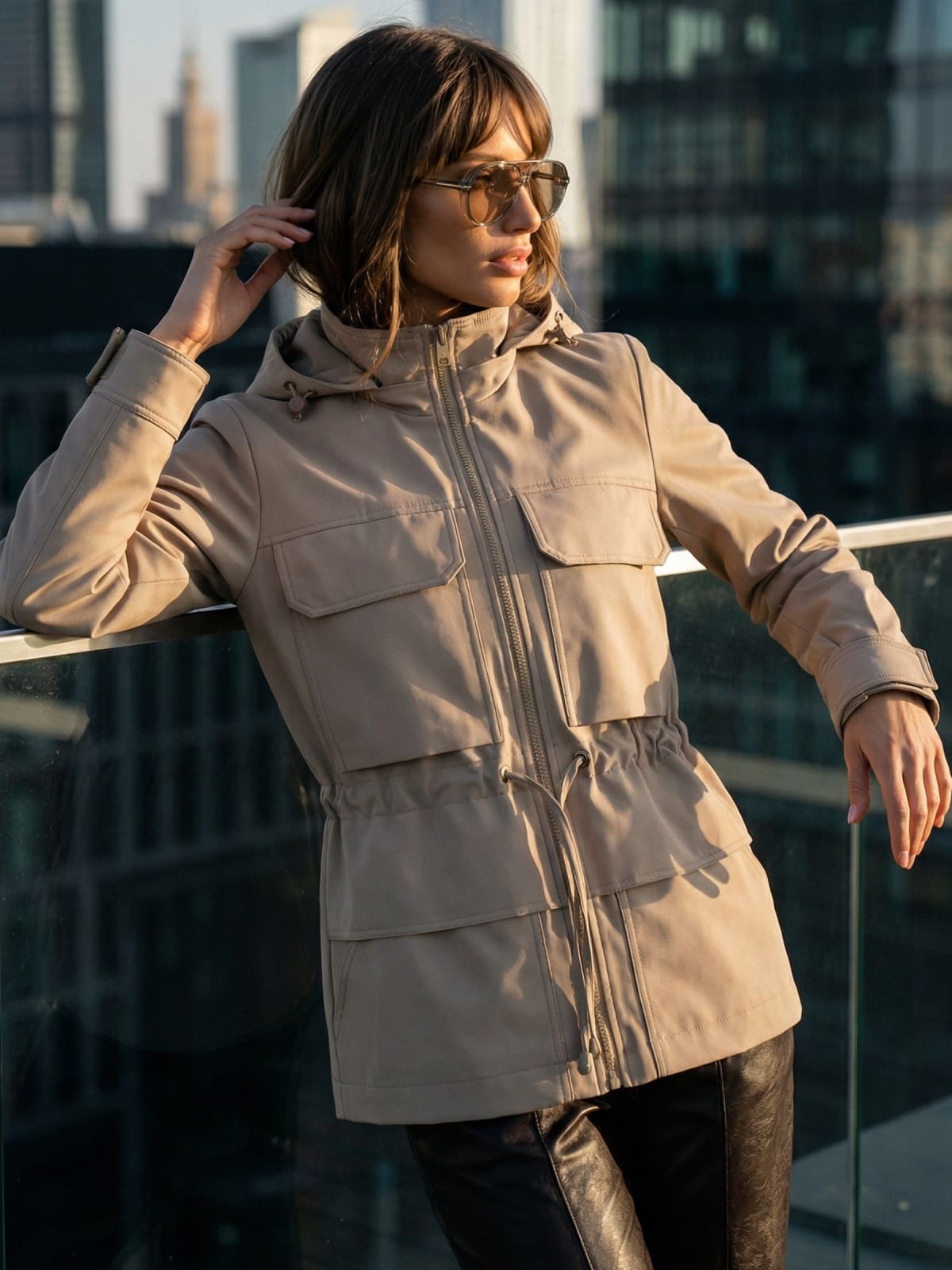 Парка для міжсезоння зі знімним каптуром бежева | 95457 Парка для міжсезоння зі знімним каптуром бежева | 95457