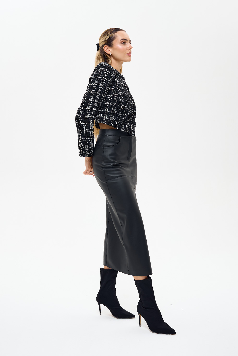 Короткий жакет букле в клітинку темно-сірий | 94824 Короткий жакет букле в клітинку темно-сірий | 94824