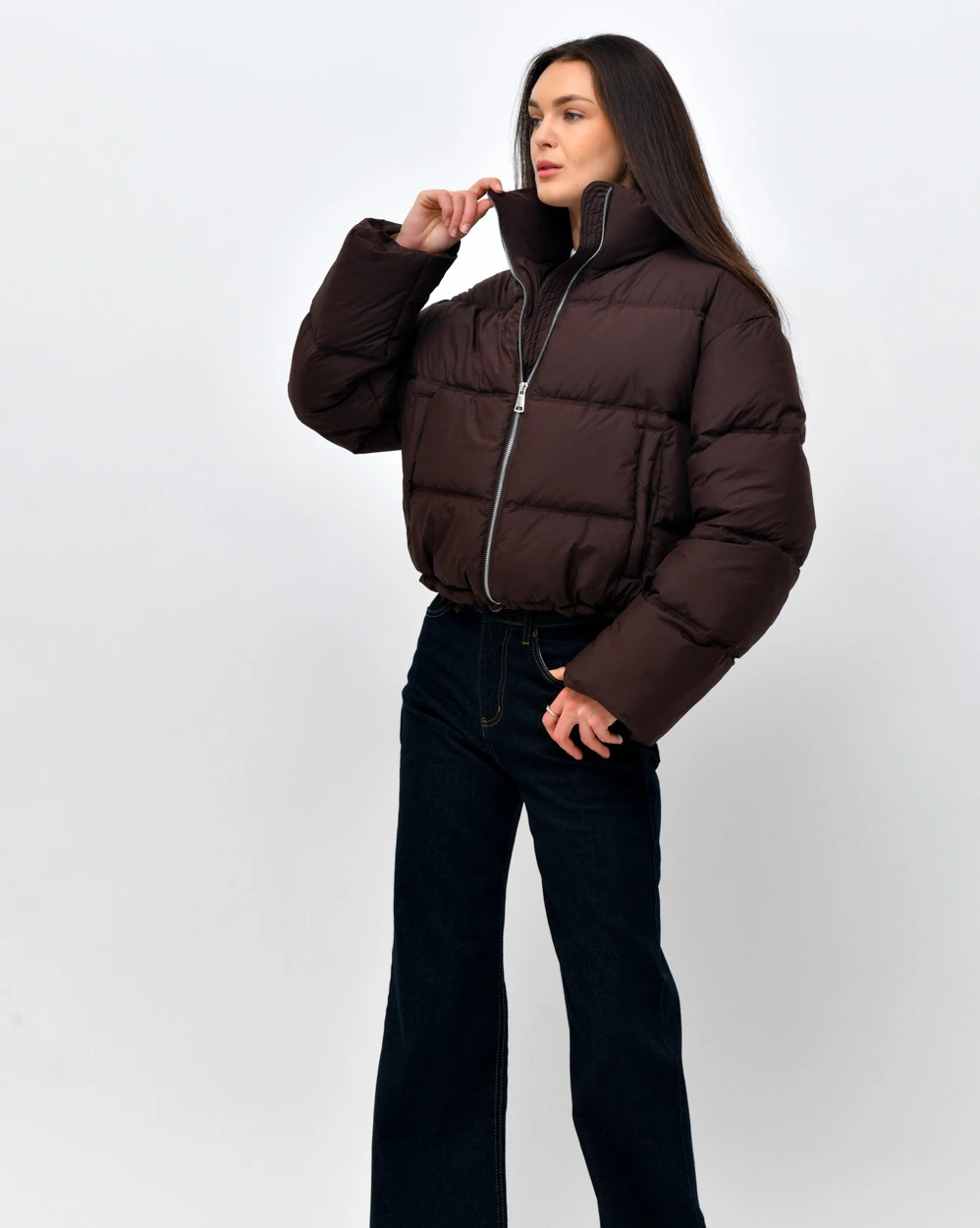 Демісезонна коротка пухова куртка коричнева | 95650 Демісезонна коротка пухова куртка коричнева | 95650