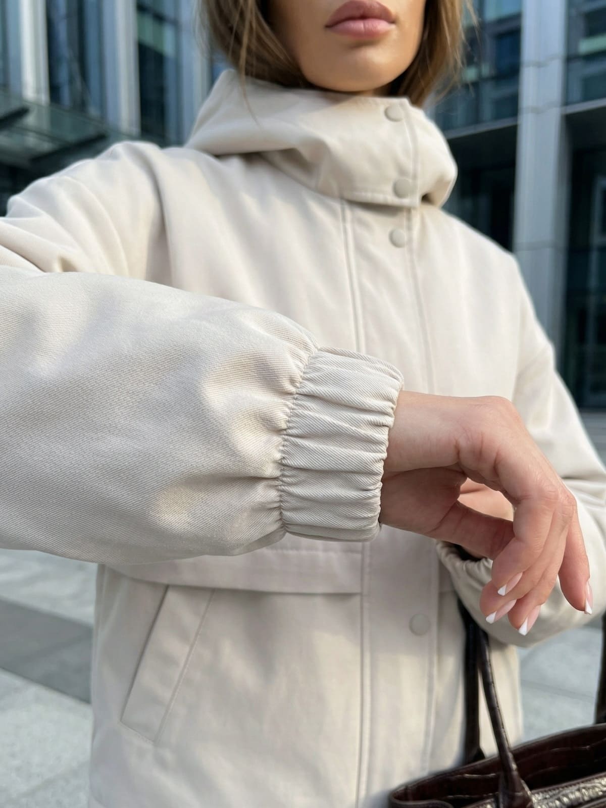 Вільна бавовняна демісезонна куртка молочна | 95597 Вільна бавовняна демісезонна куртка молочна | 95597