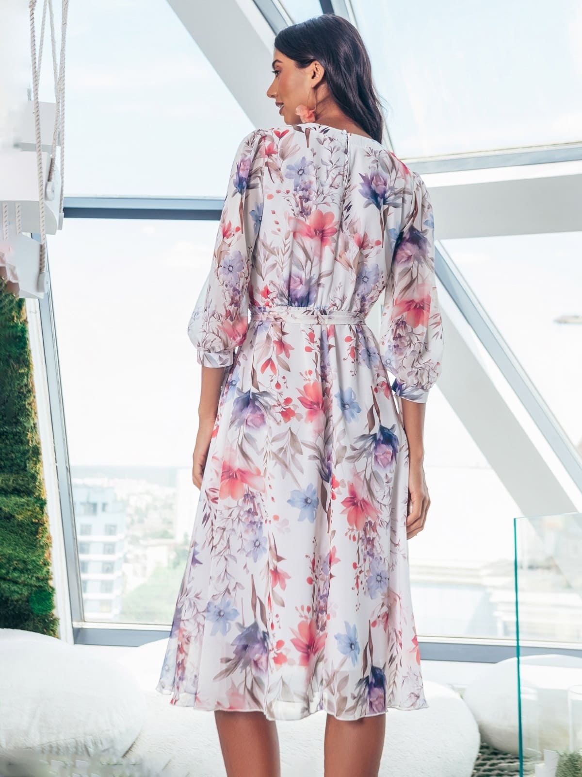 Біла шифонова розкльошена сукня в принт | 94987 Біла шифонова розкльошена сукня в принт | 94987