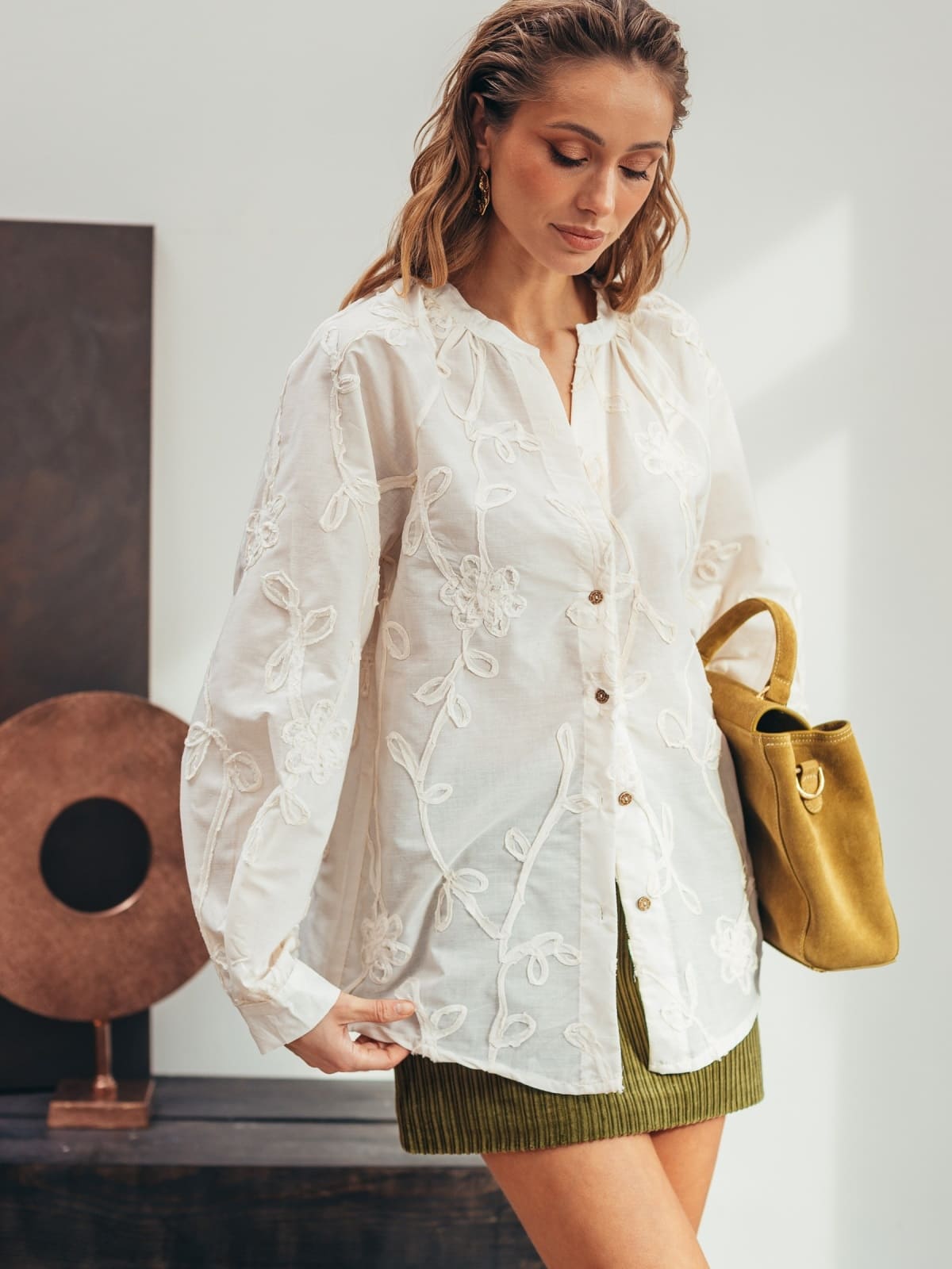 Бавовняна сорочка з декором-візерунком бежева | 95826