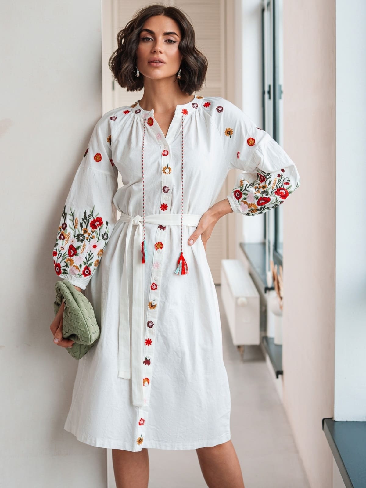 Літня бавовняна сукня-вишиванка молочна | 95939