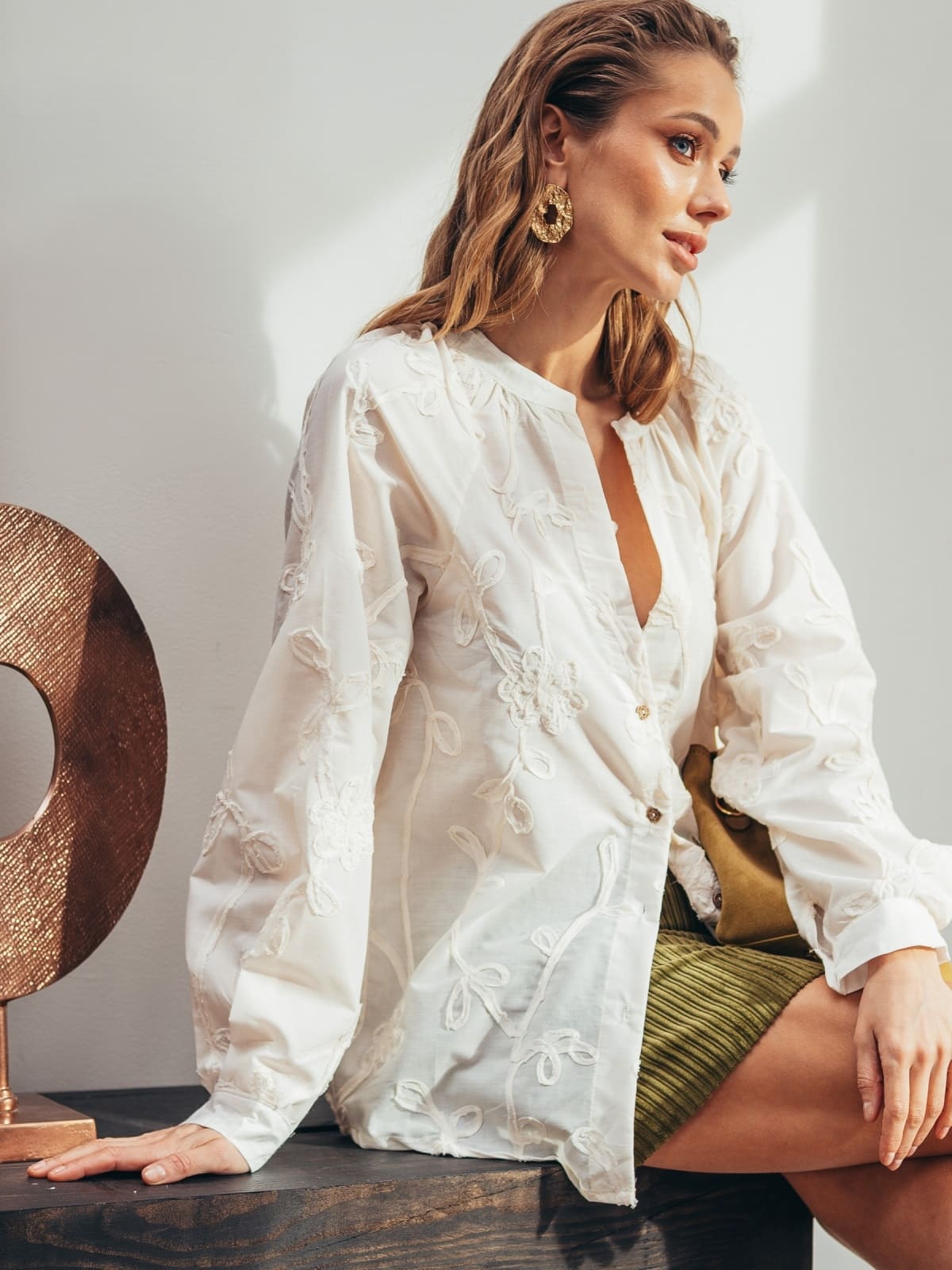 Бавовняна сорочка з декором-візерунком бежева | 95826