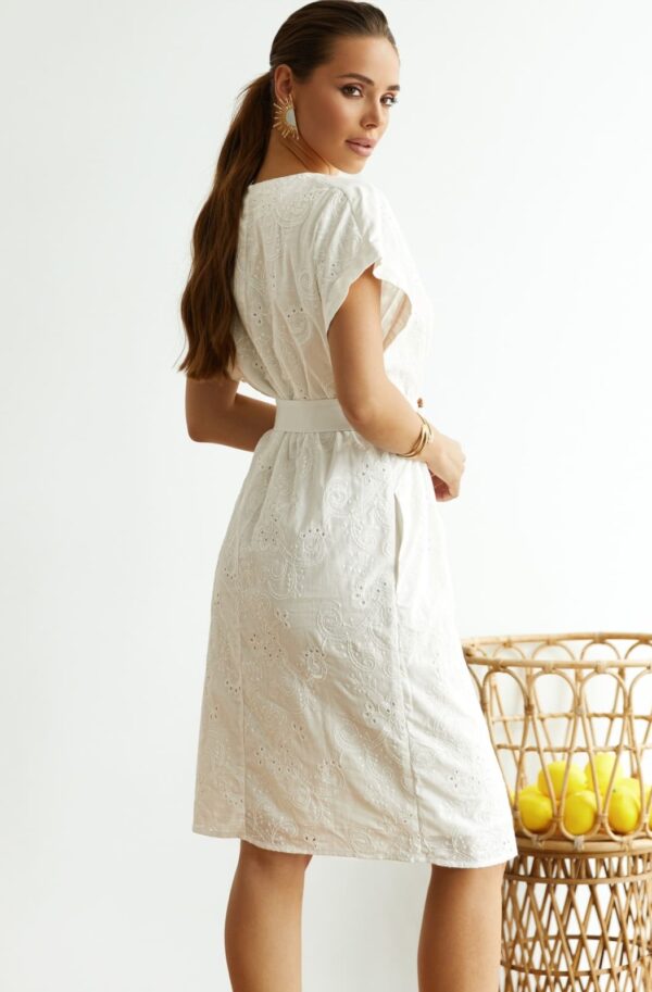 Літня сукня з прошви прямого крою молочна | 96441