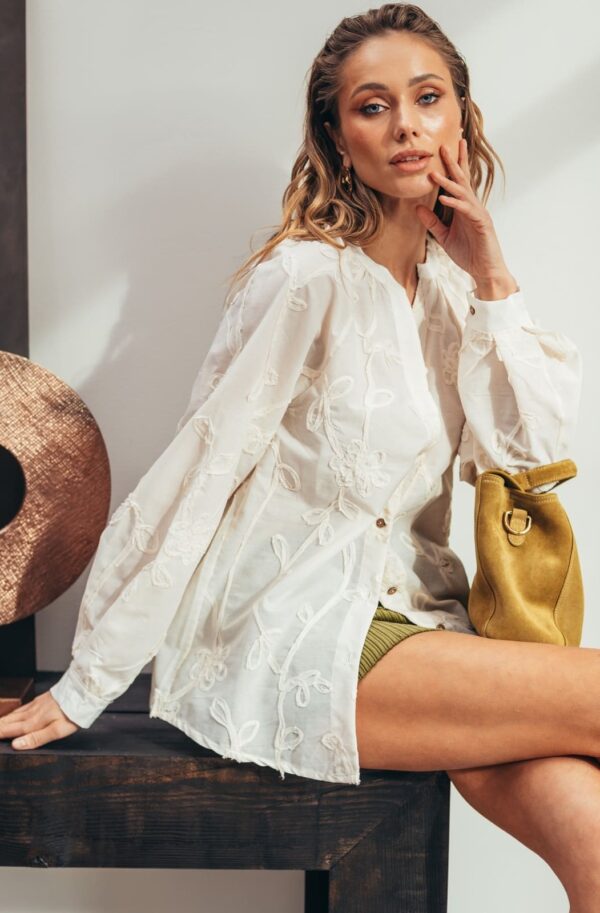 Бавовняна сорочка з декором-візерунком бежева | 95826