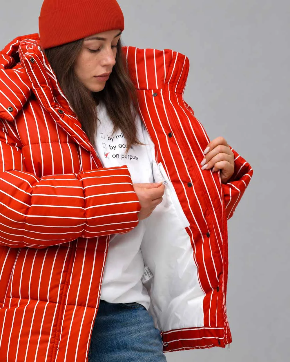 Зимовий пуховик oversize у смужку червоний | 100732 8 Зимовий пуховик oversize у смужку червоний | 100732